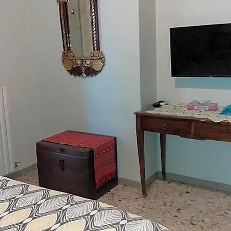 Bed & Breakfast Chez Gle 3*