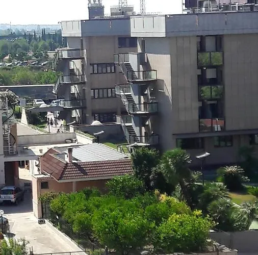 Bed & Breakfast Chez Gle 3*