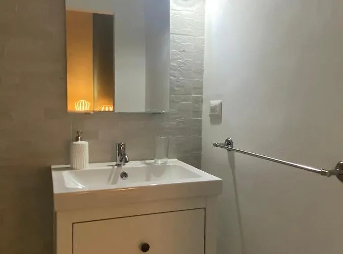 Chez Gle Bed and Breakfast